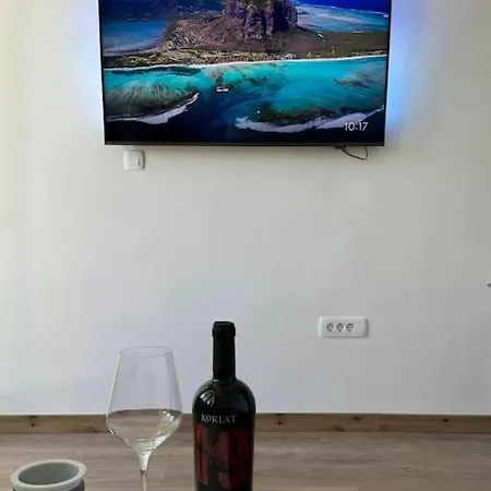 Zorose Apartment